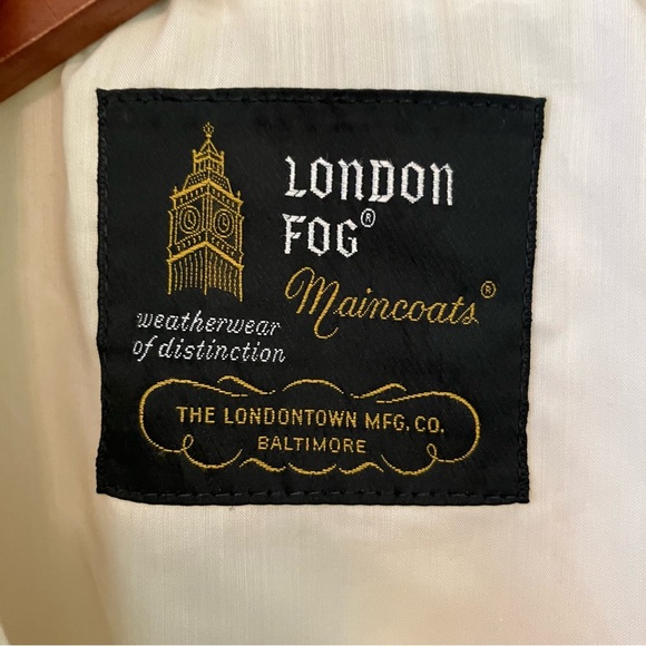 VTG London Fog Maincoats Women's Cream Double Breasted Trench Coat Petite 12 - Picture 2 of 10